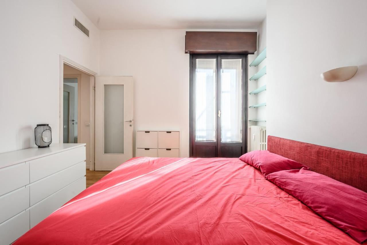 The Lantern Flat - Darsena Area Apartment Milan Exterior photo