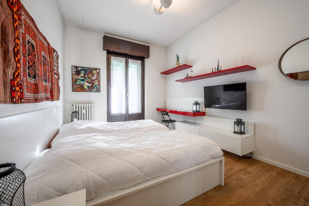 The Lantern Flat - Darsena Area Apartment Milan Exterior photo